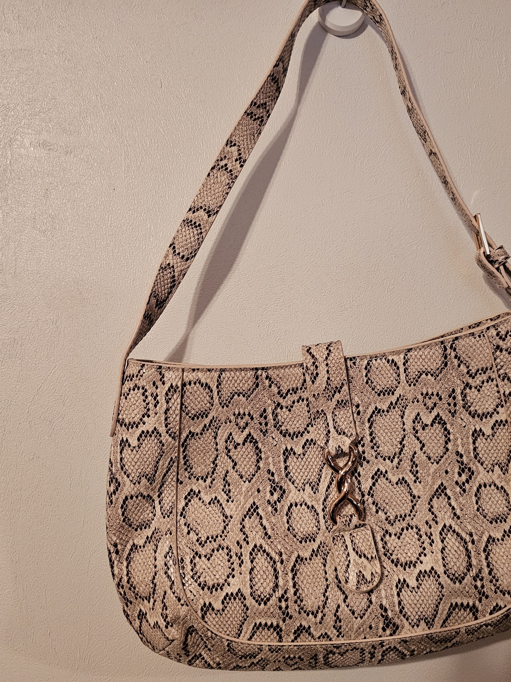 a new day Snake-Print Shoulder Bag in Beige - NWT